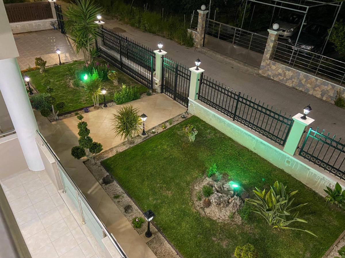 Simplycity Homestay Apartments Kremasti  Exterior photo